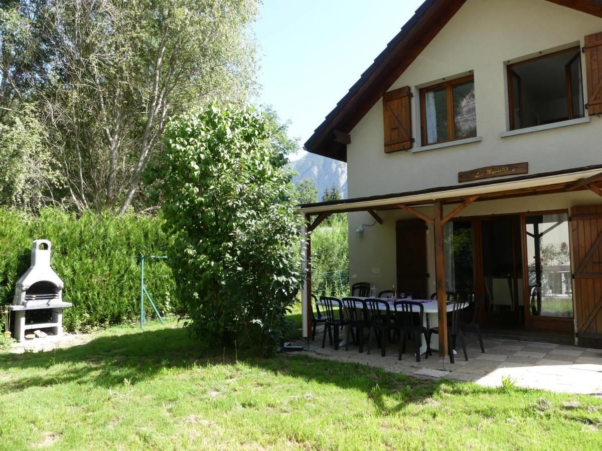 Chalet Les Myosotis Le Bourg-dʼOisans Buitenkant foto